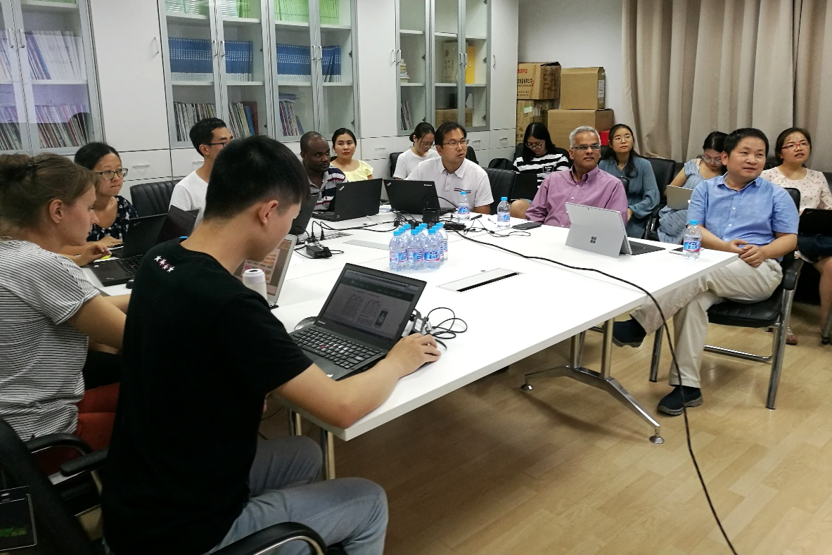 图 6 邀请国际专家交流学习元标准 (2).png