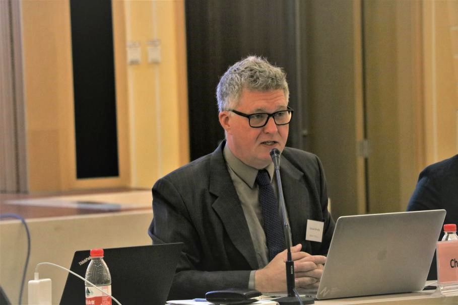 图 10 sc36 主席erlend overby参与讨论学习元标准.png