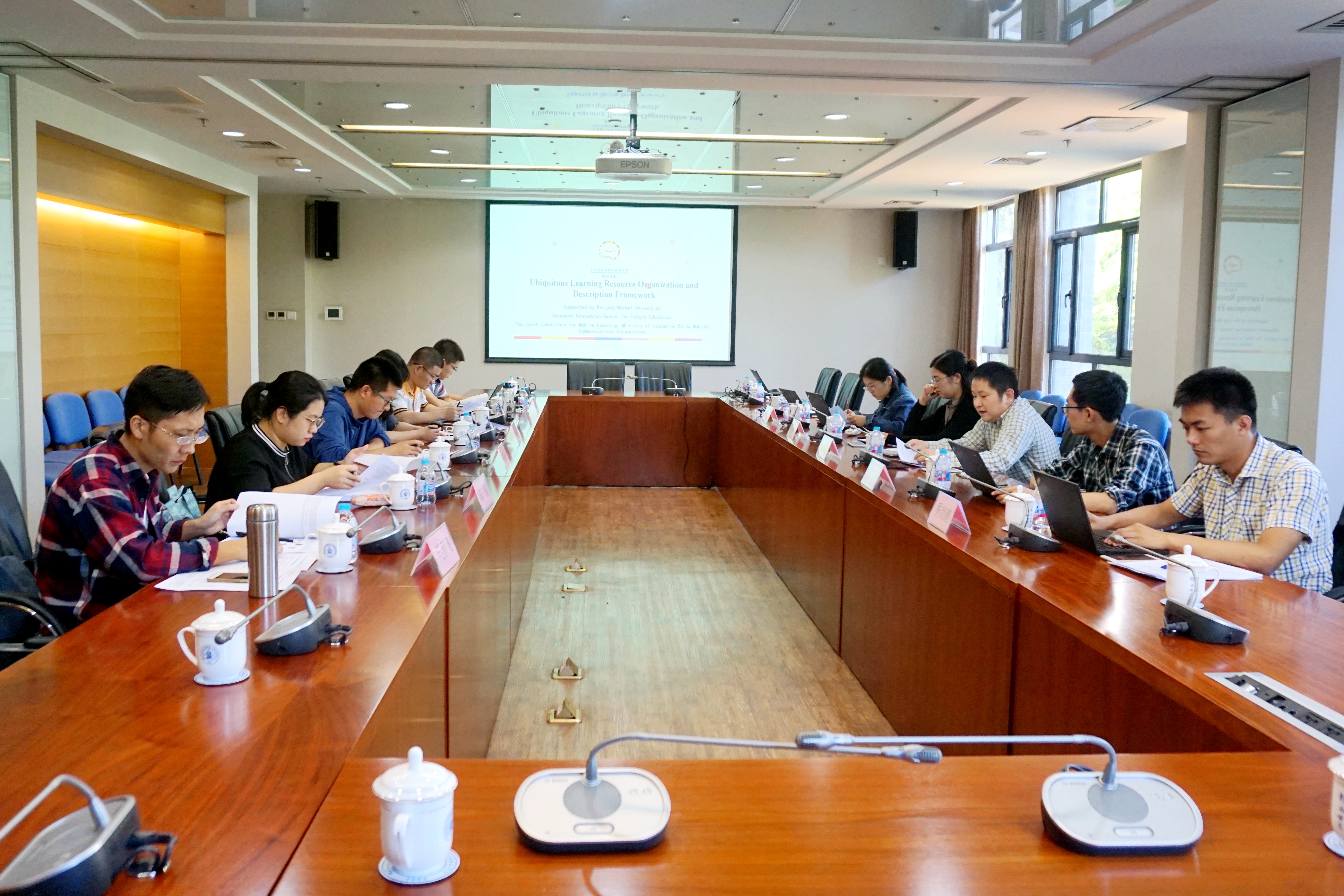 图 7 2018年9月，学习元国际标准关键问题研讨会.jpg