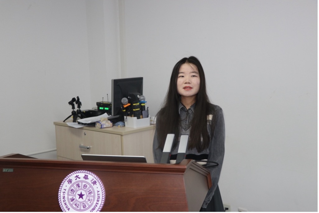 图4 清华大学博士生讲师团代表杨玉玲进行主题宣讲.jpg