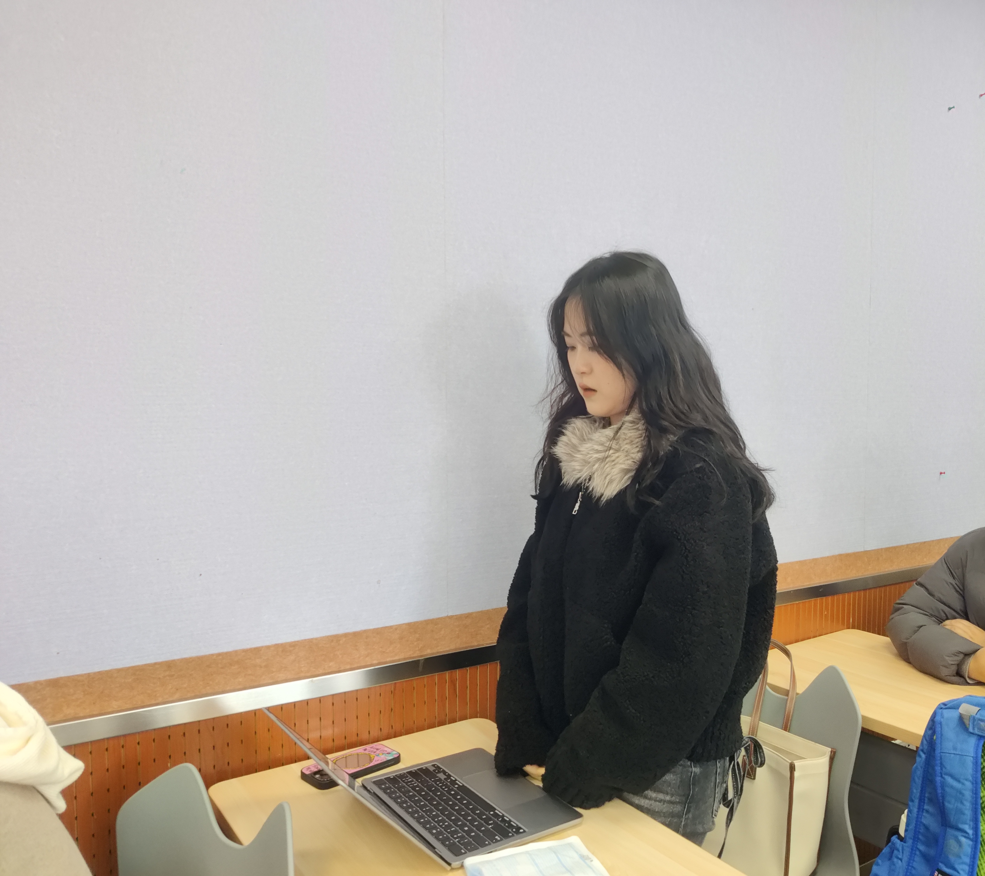 图3 杨璞玉同志发言.jpg