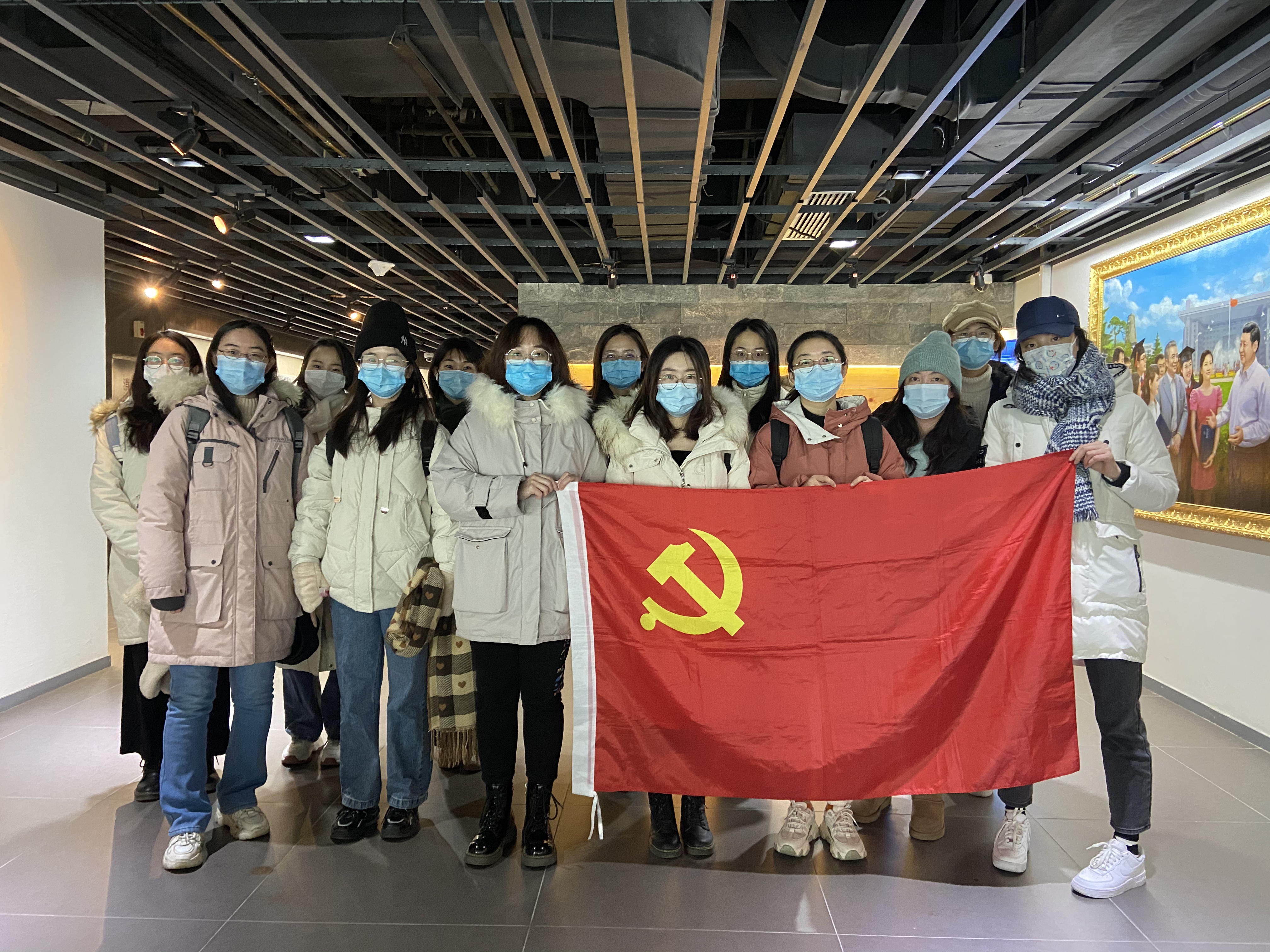 图3 全体合影.jpg