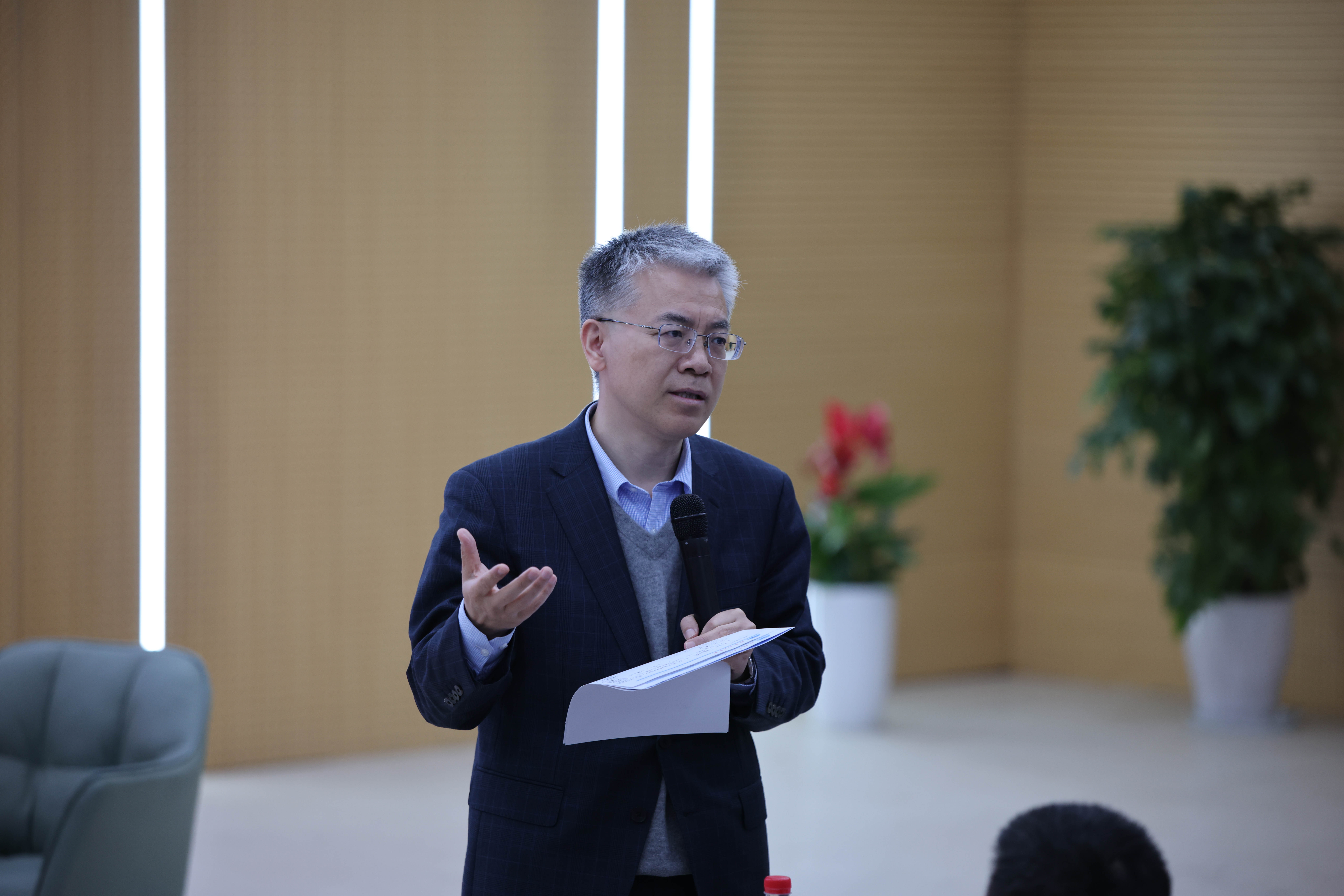 7朱志勇做总结.jpg