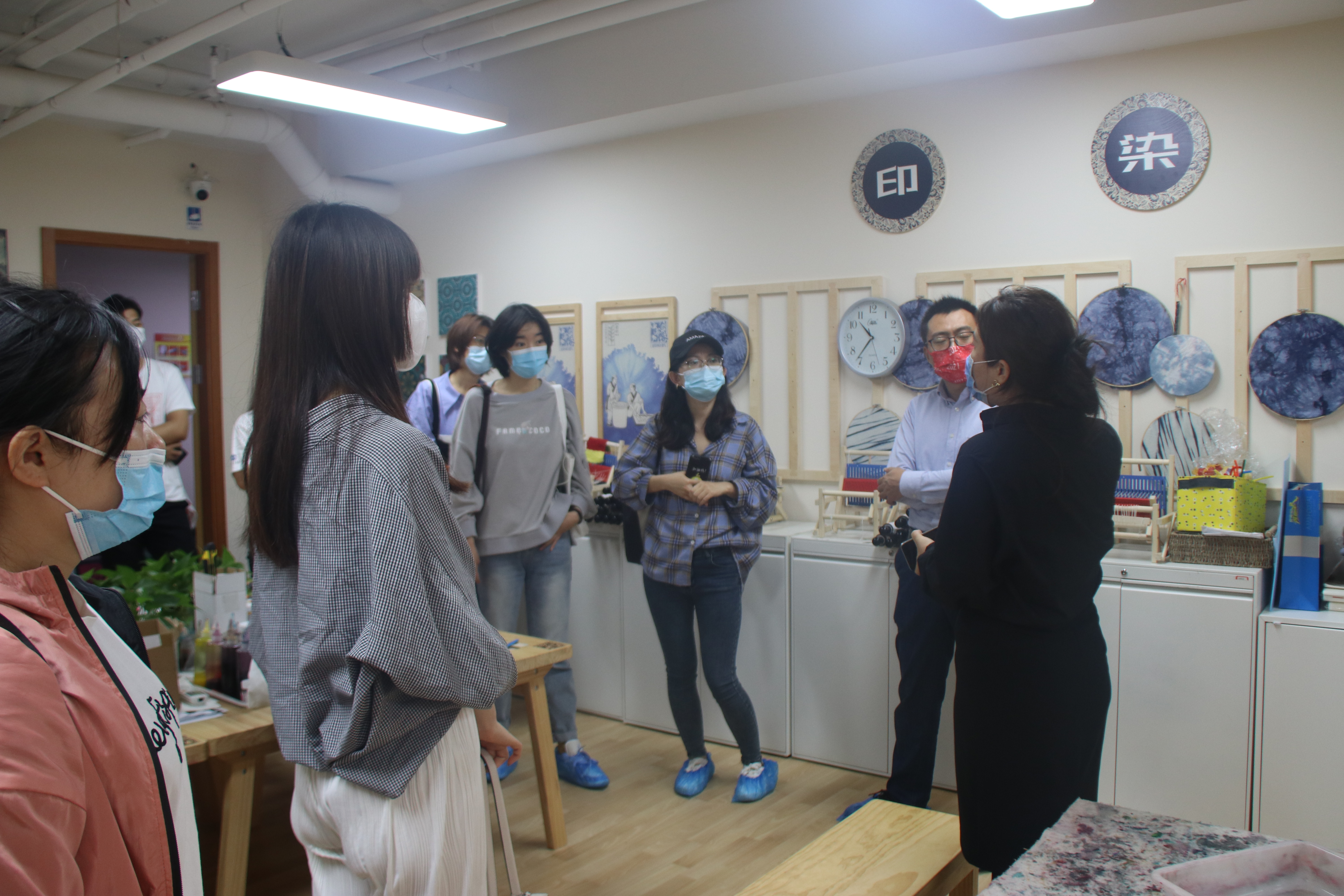 5. 印染课堂参观.jpg