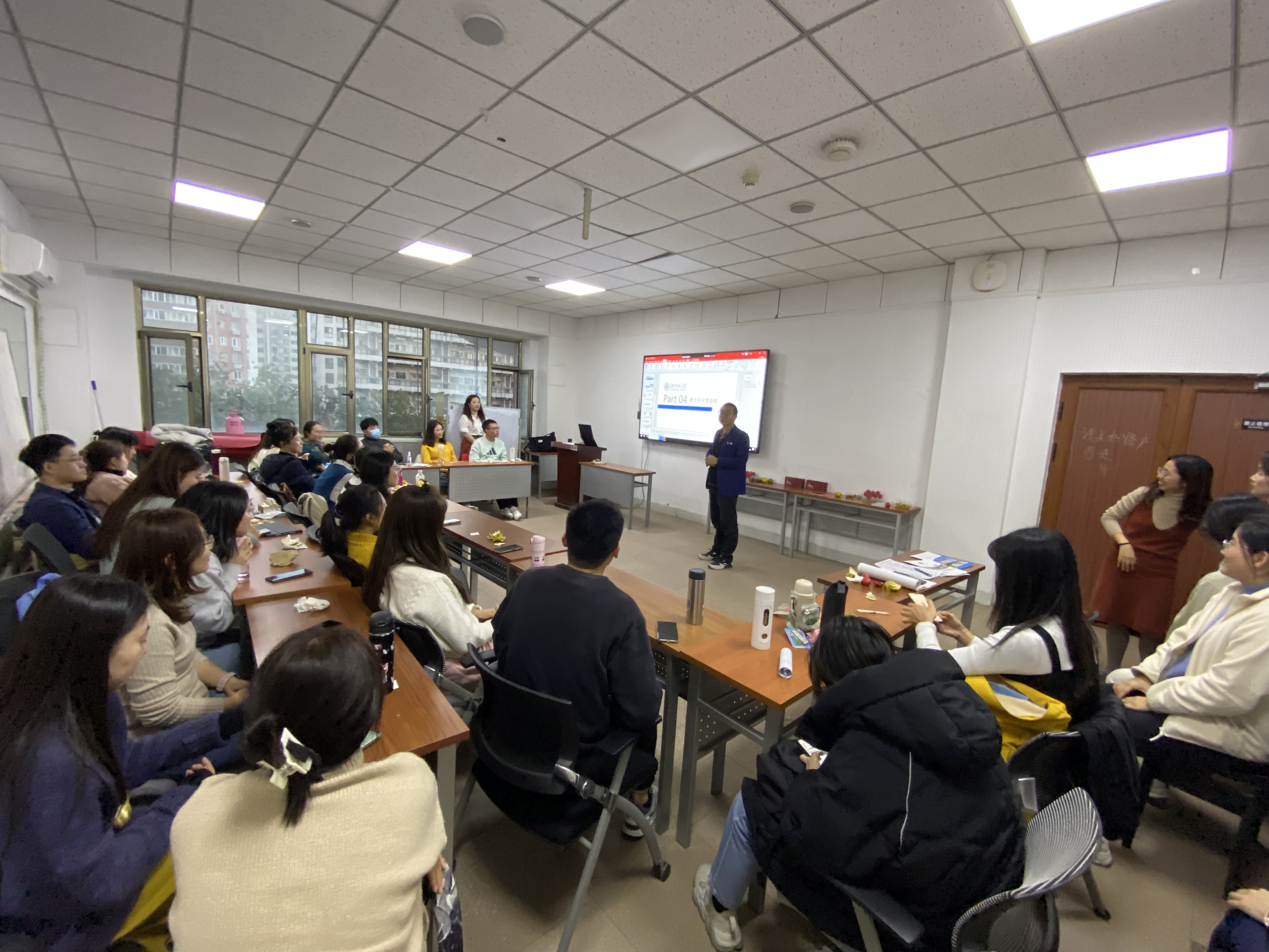 图片四班主任邱化民老师总结分享.jpg