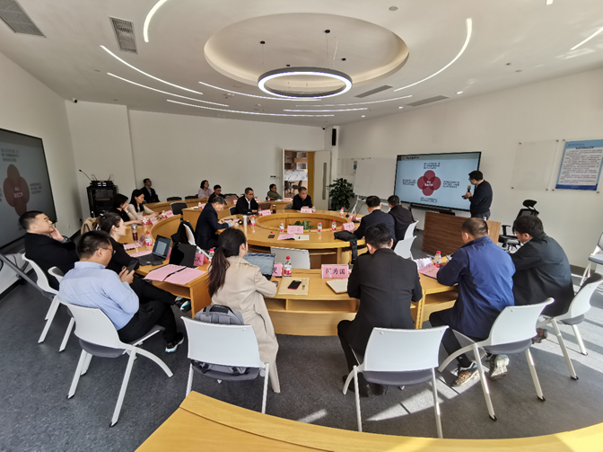 北京师范大学珠海教育科技中心、培训实验中心建设与发展研讨会.png