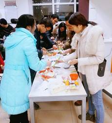 分组包饺子中