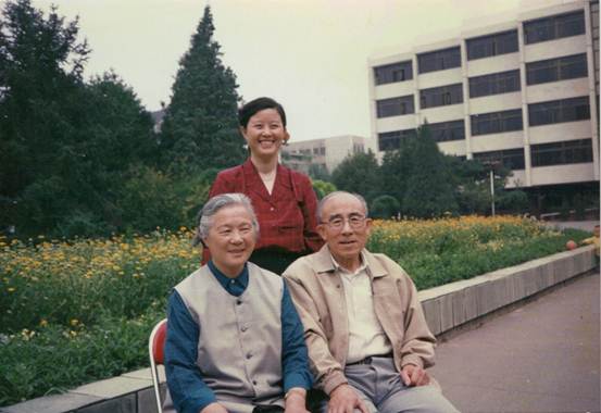 1978级学校教育宋志轶1992年春与黄济、周宓老师