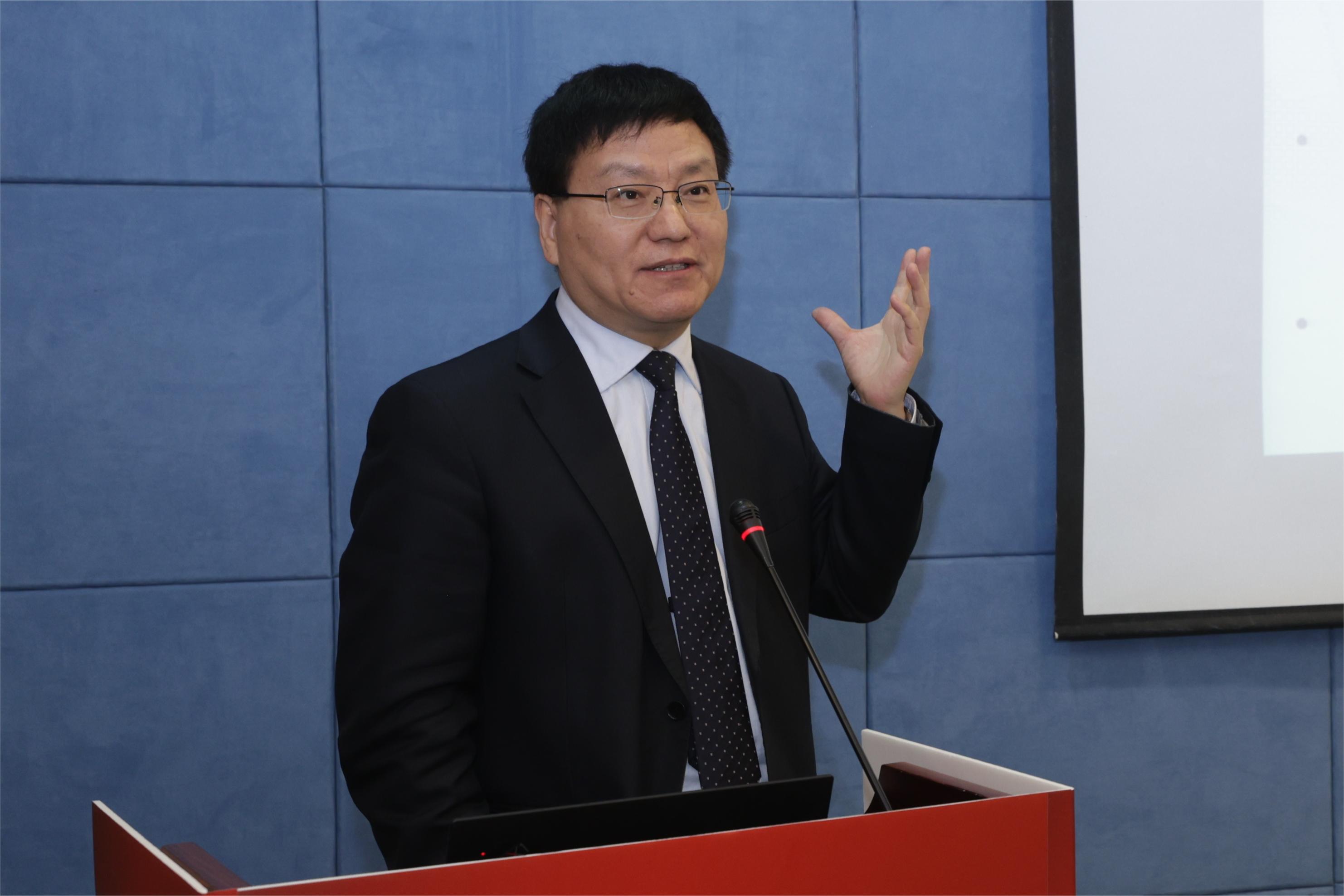 褚宏启.jpg